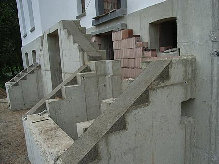 Treppenanlage-Unterbau aus Beton